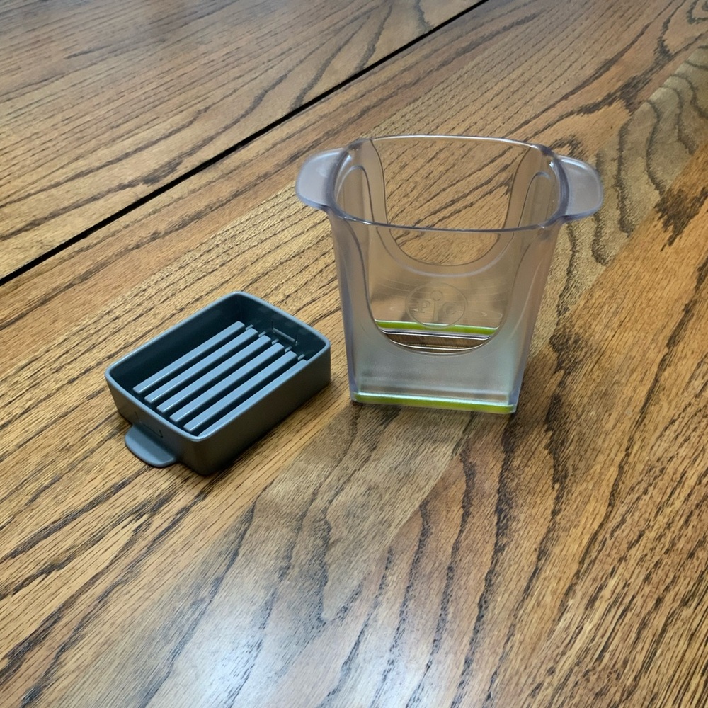 Pampered Chef cup slicer